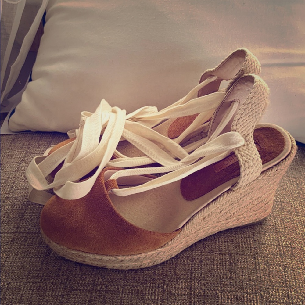 TOPSHOP leather Tan Wedges Size 7.5